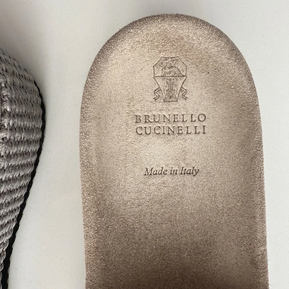 Brunello Cuchinelli EUC Suede Raffia Platform Slide Taupe Gray Sandal EU 39 US 9